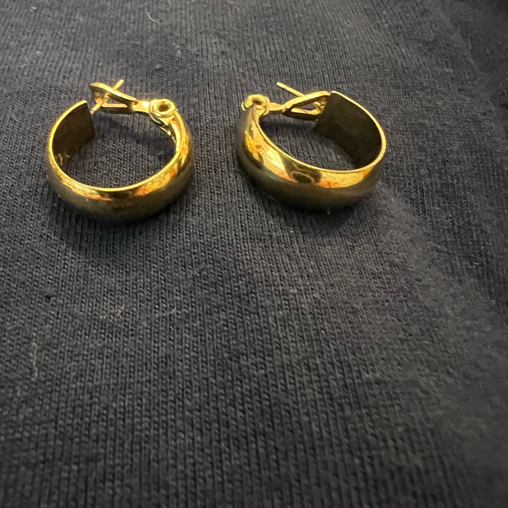 Monet Gold Hoop Earrings Classic Design